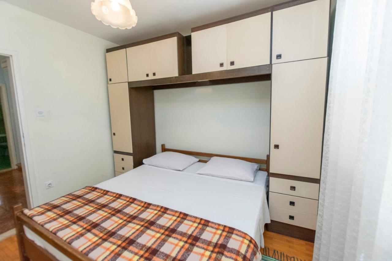 Apartment Smiljan Primosten Bagian luar foto