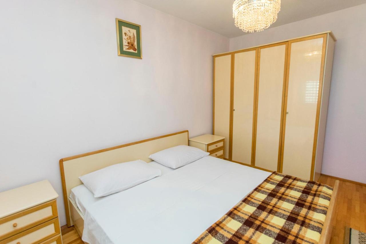 Apartment Smiljan Primosten Bagian luar foto