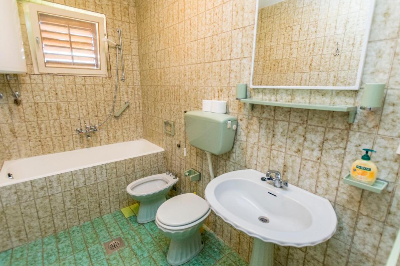 Apartment Smiljan Primosten Bagian luar foto