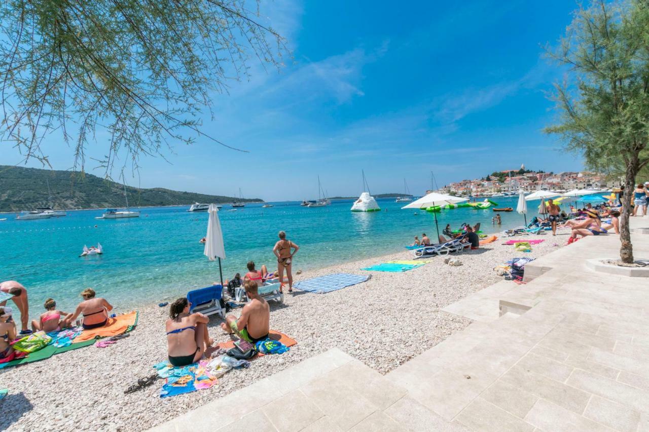 Apartment Smiljan Primosten Bagian luar foto